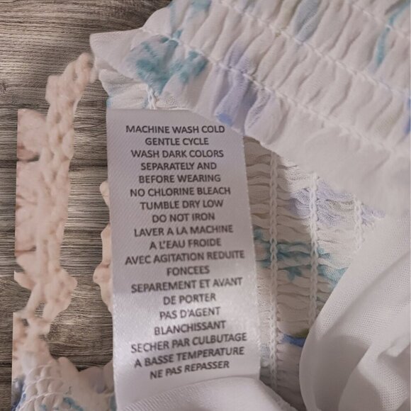 Meg & Margot Womens Floral Blouse Size Medium  White & Blue - Picture 9 of 11